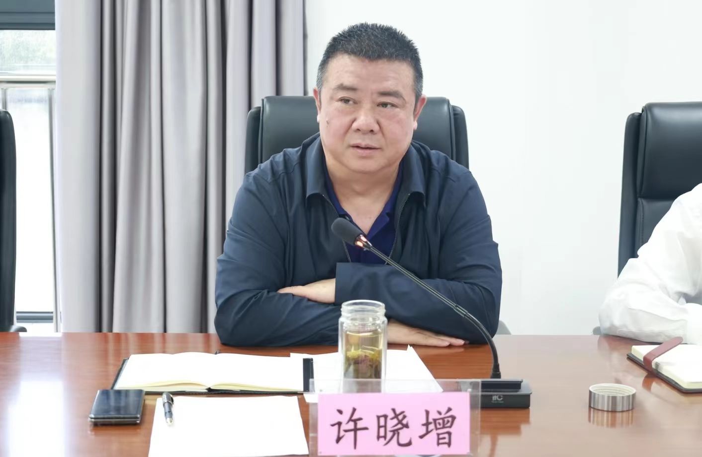 许晓增到汉钢公司组织召开高附加值产品研发推广专题会